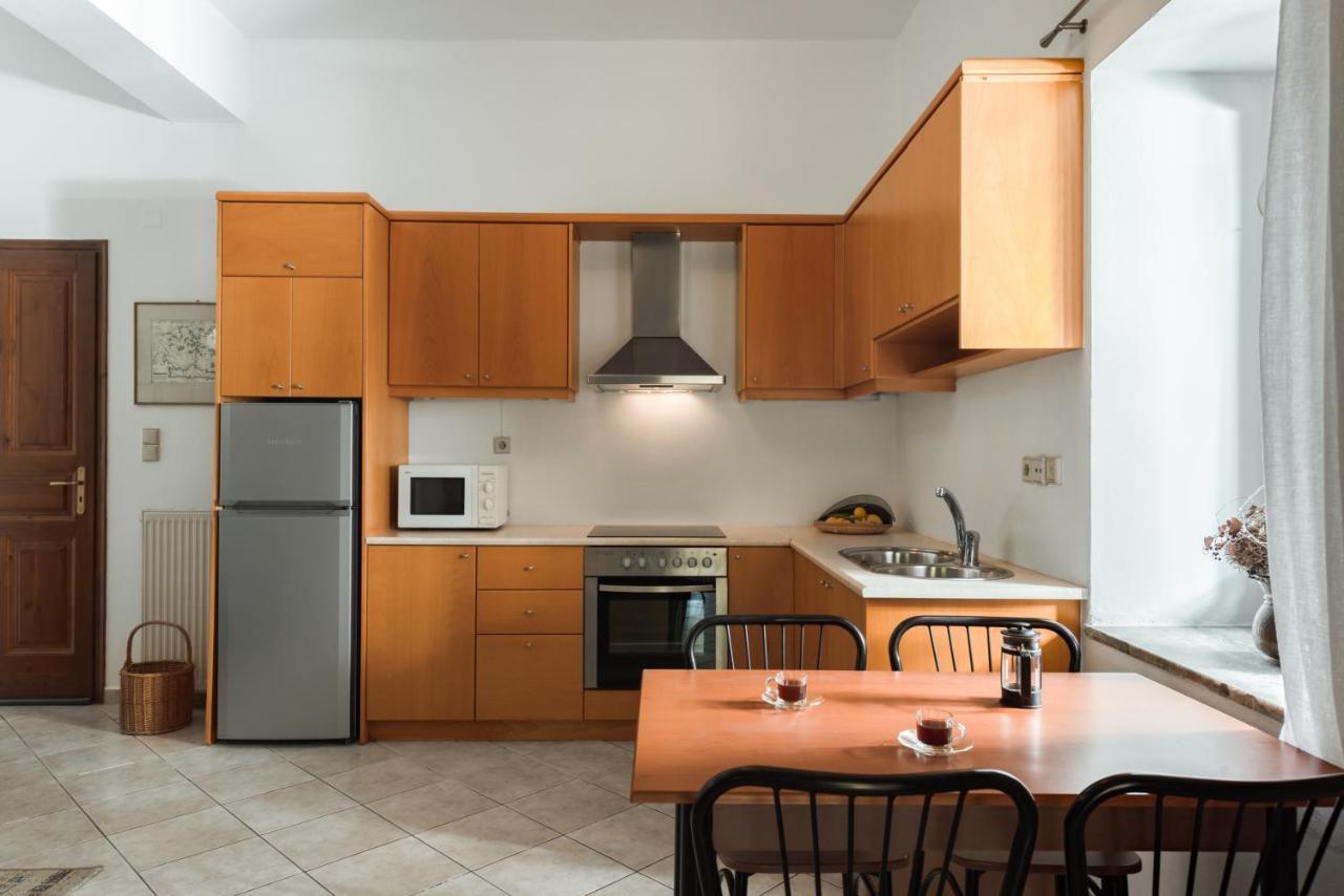Aura Traditional Apartment Prines  Ngoại thất bức ảnh