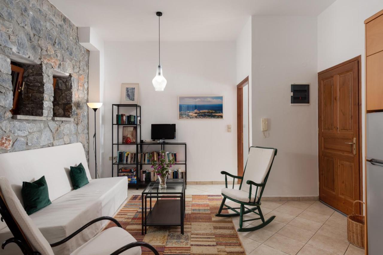 Aura Traditional Apartment Prines  Ngoại thất bức ảnh