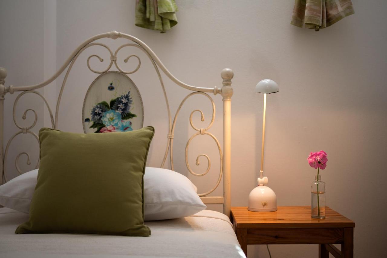 Aura Traditional Apartment Prines  Ngoại thất bức ảnh
