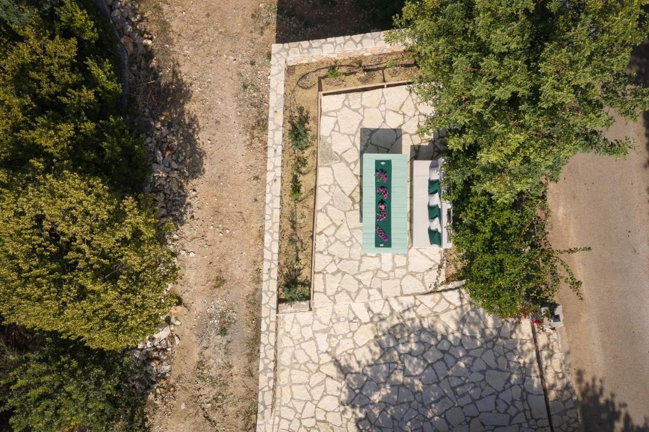 Aura Traditional Apartment Prines  Ngoại thất bức ảnh